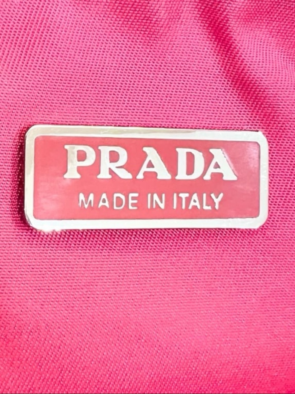 Prada⭐️🌸Hot Pink Nylon Shoulder Bag with Silver Chain!⭐️Offers always welcome! - Picture 8 of 9